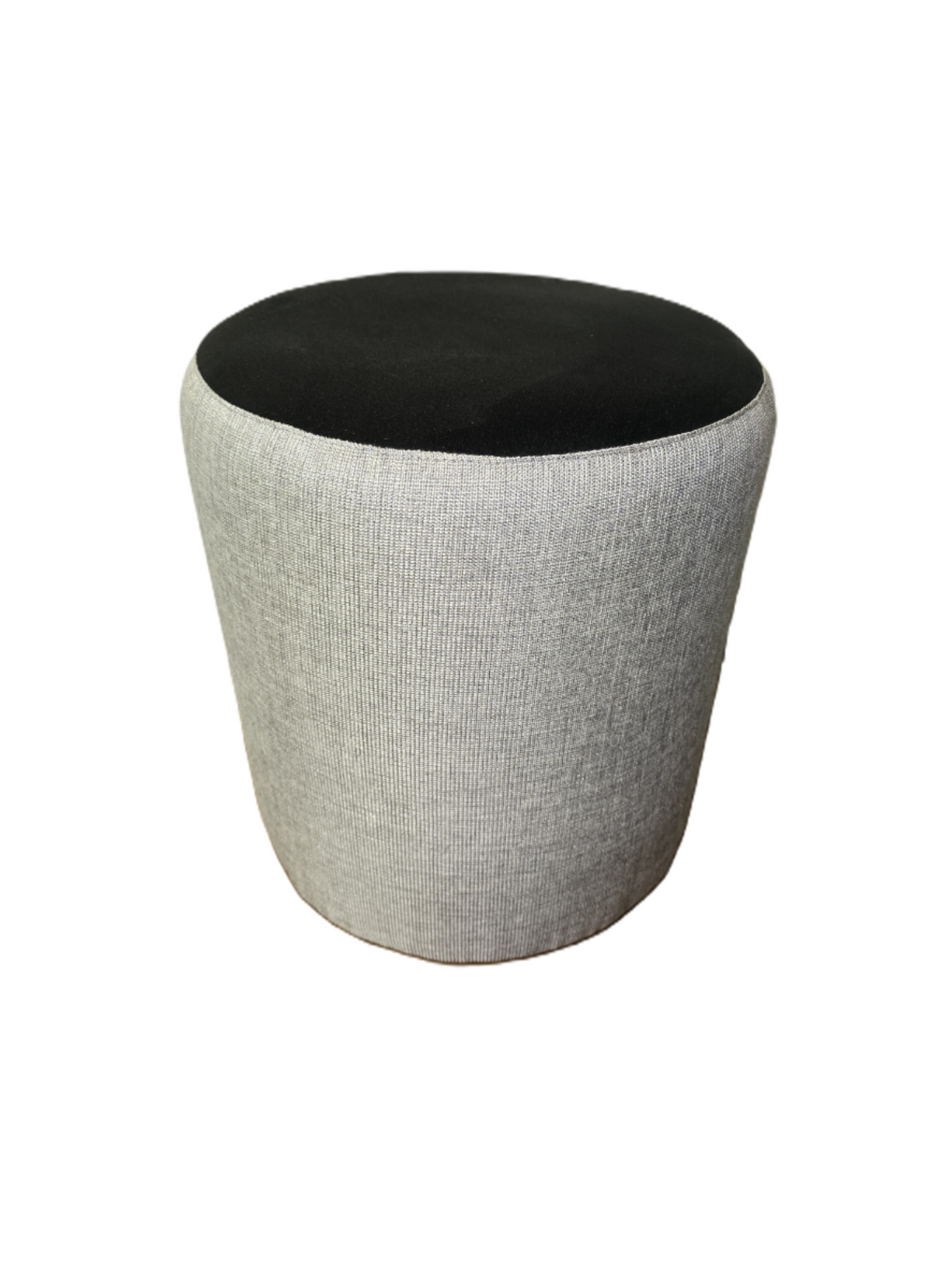 Pouf design cylindrique en tissu gris chiné brillant avec fils dorés lurex et assise confortable en velours noir.