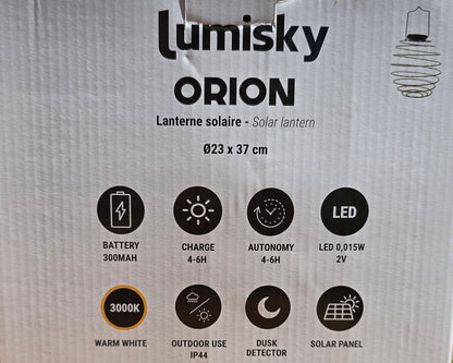 Boîte packaging Lumisky ORION avec caractéristiques techniques : batterie 300mAh, charge 4-6h, autonomie 4-6h, LED 0.015W, 3000K blanc chaud, IP44, capteur crépusculaire, panneau solaire